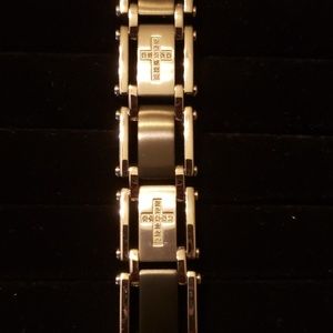 Mens Stainless Steel cross bracelet with box